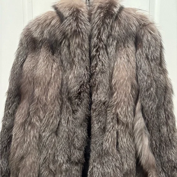 J. Percy for Marvin Richard’s Authentic Fox fur coat size L - Picture 1 of 5